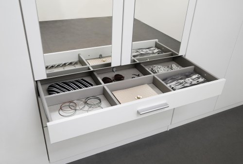 Drehtürenschrank HILDESHEIM, 12-trg., 4 Spiegeltüren, 3 Schubkästen